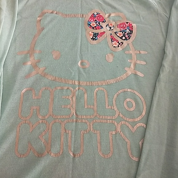 Long sleeve Hello Kitty shirt - Picture 2 of 3